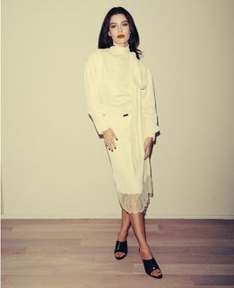 Alanis Guillen feet photo 8