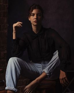Alanis Guillen feet photo 6