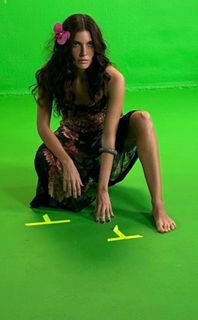 Alanis Guillen feet photo 4