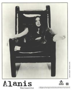 Alanis Morissette feet photo thumbnail