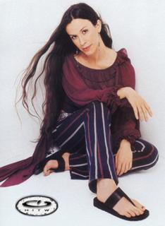 Alanis Morissette feet photo thumbnail