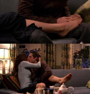 Alanis Morissette feet photo thumbnail