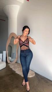 Alanna Dergan feet photo 11