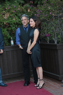 Alanna Ubach feet photo thumbnail