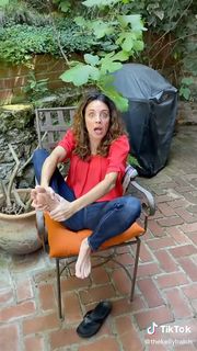 Alanna Ubach feet photo 10