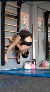 Alaya F feet photo 9