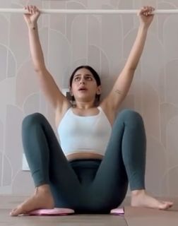 Alaya F feet photo 15