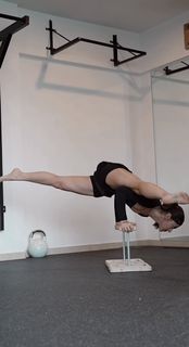 Alaya F feet photo 1