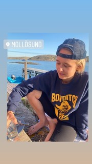 Alba August feet photo 11
