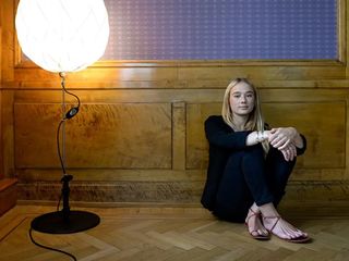 Alba August feet photo 10