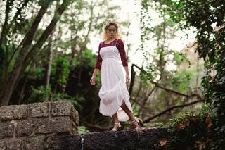 Alba Baptista feet photo thumbnail