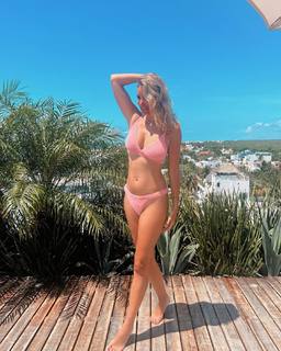 Alba Carrillo feet photo 10