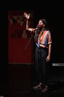 Alba Flores feet photo thumbnail