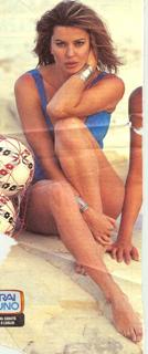 Alba Parietti feet photo thumbnail