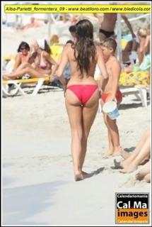 Alba Parietti feet photo thumbnail