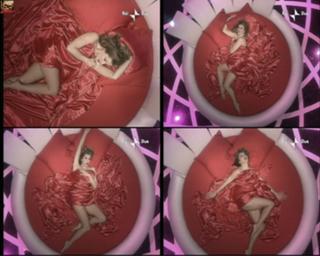 Alba Parietti feet photo thumbnail