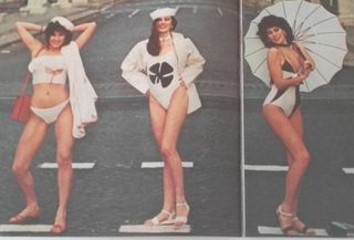 Alba Parietti feet photo thumbnail