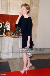 Alba Rohrwacher feet photo 15