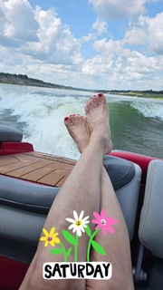 Albany Irvin feet photo 14