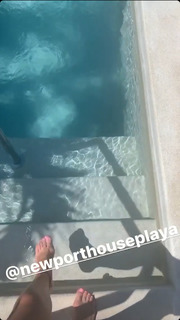 Ale Muller feet photo 14