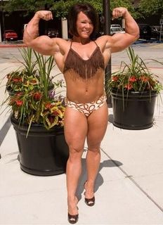 Aleesha Young feet photo 2