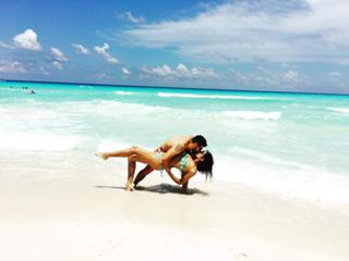 Alejandra Espinoza feet photo 15