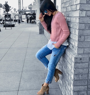 Alejandra Espinoza feet photo 19