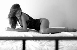 Alejandra Guilmant feet photo 1
