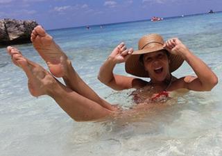 Alejandra Guzmán feet photo 8