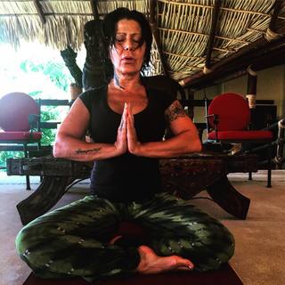 Alejandra Guzmán feet photo 14