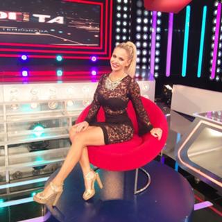 Alejandra Maglietti feet photo thumbnail