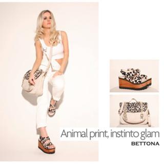 Alejandra Maglietti feet photo thumbnail