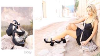 Alejandra Maglietti feet photo thumbnail