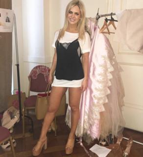 Alejandra Maglietti feet photo thumbnail