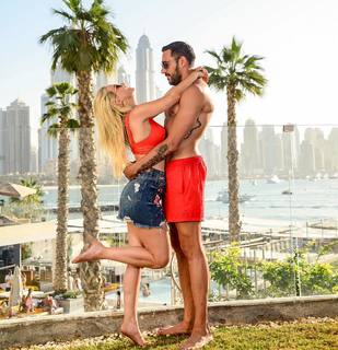 Alejandra Maglietti feet photo thumbnail