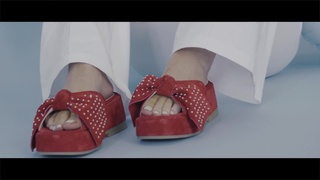 Alejandra Maglietti feet photo thumbnail