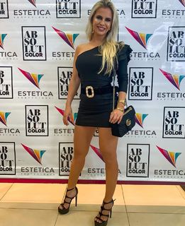 Alejandra Maglietti feet photo thumbnail