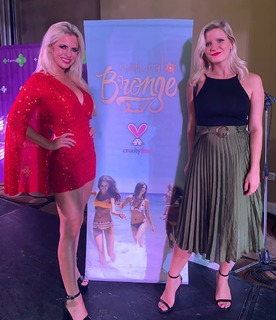 Alejandra Maglietti feet photo thumbnail