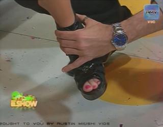 Alejandra Maglietti feet photo thumbnail