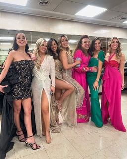 Alejandra Maglietti feet photo thumbnail