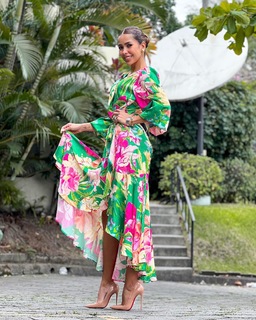 Alejandra Retana feet photo 3