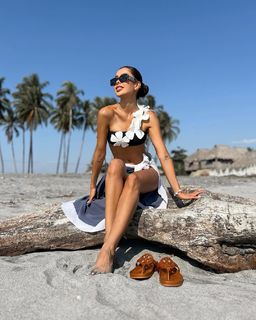 Alejandra Retana feet photo 9