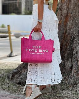 Alejandra Retana feet photo 3