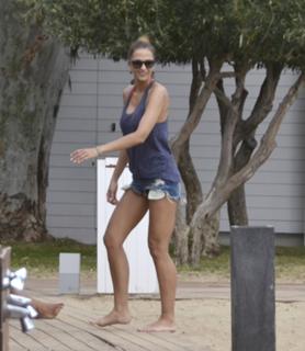 Aleka Kamila feet photo 10