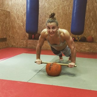 Aleksandra Albu feet photo 2