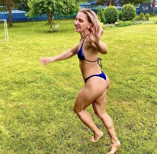 Aleksandra Albu feet photo 11
