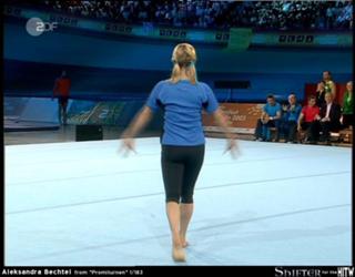 Aleksandra Bechtel feet photo 17