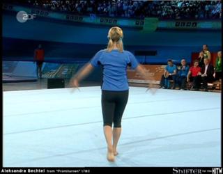Aleksandra Bechtel feet photo 16