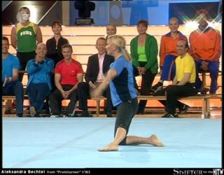 Aleksandra Bechtel feet photo 3