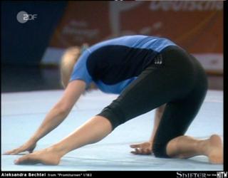 Aleksandra Bechtel feet photo 15